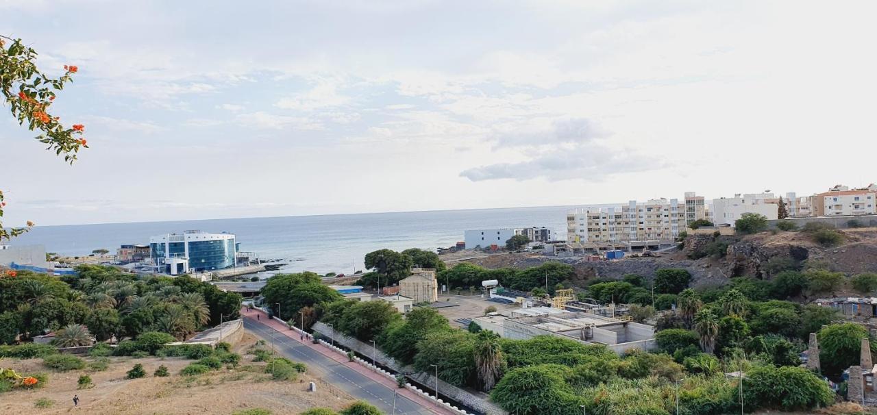 Kelly Guest House Praia Dış mekan fotoğraf