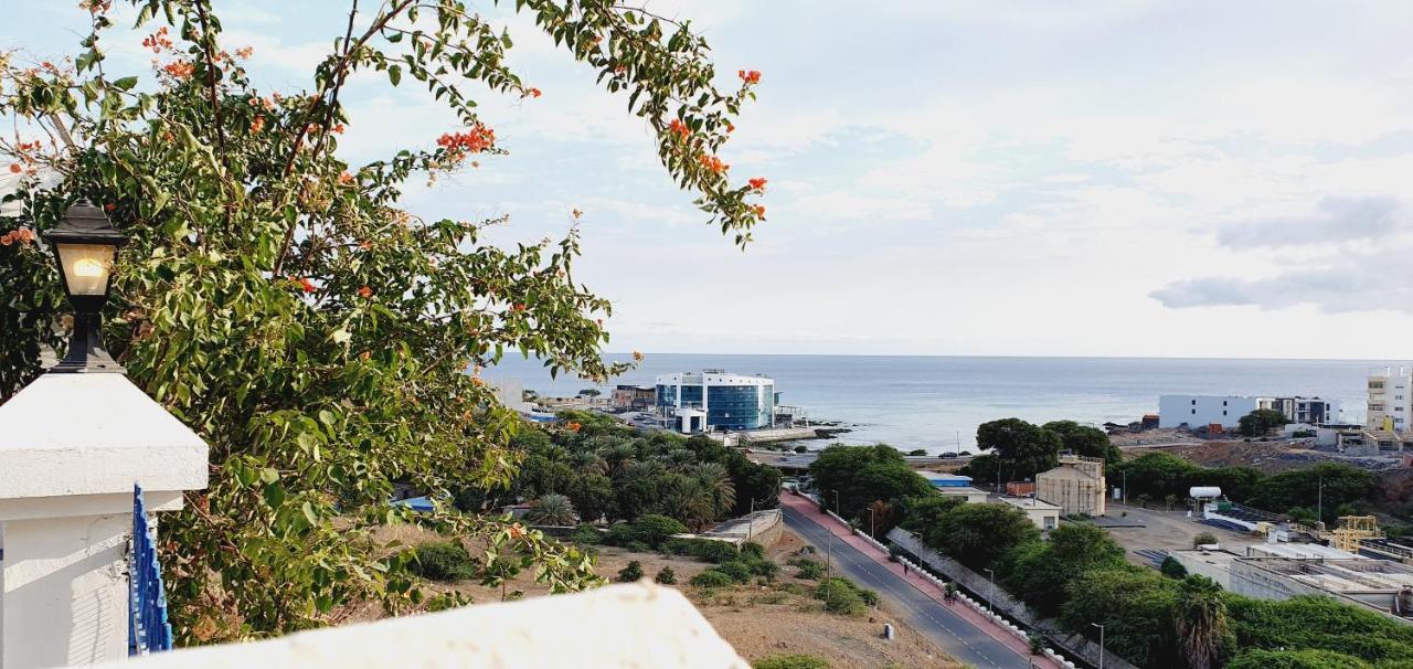 Kelly Guest House Praia Dış mekan fotoğraf