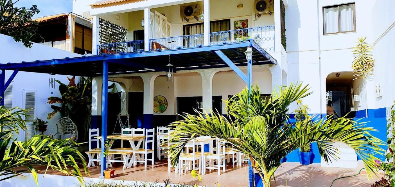 Kelly Guest House Praia Dış mekan fotoğraf