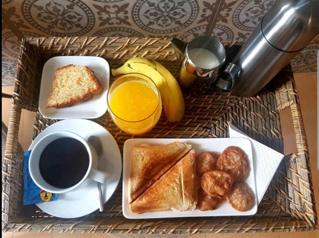 Kelly Guest House Praia Dış mekan fotoğraf