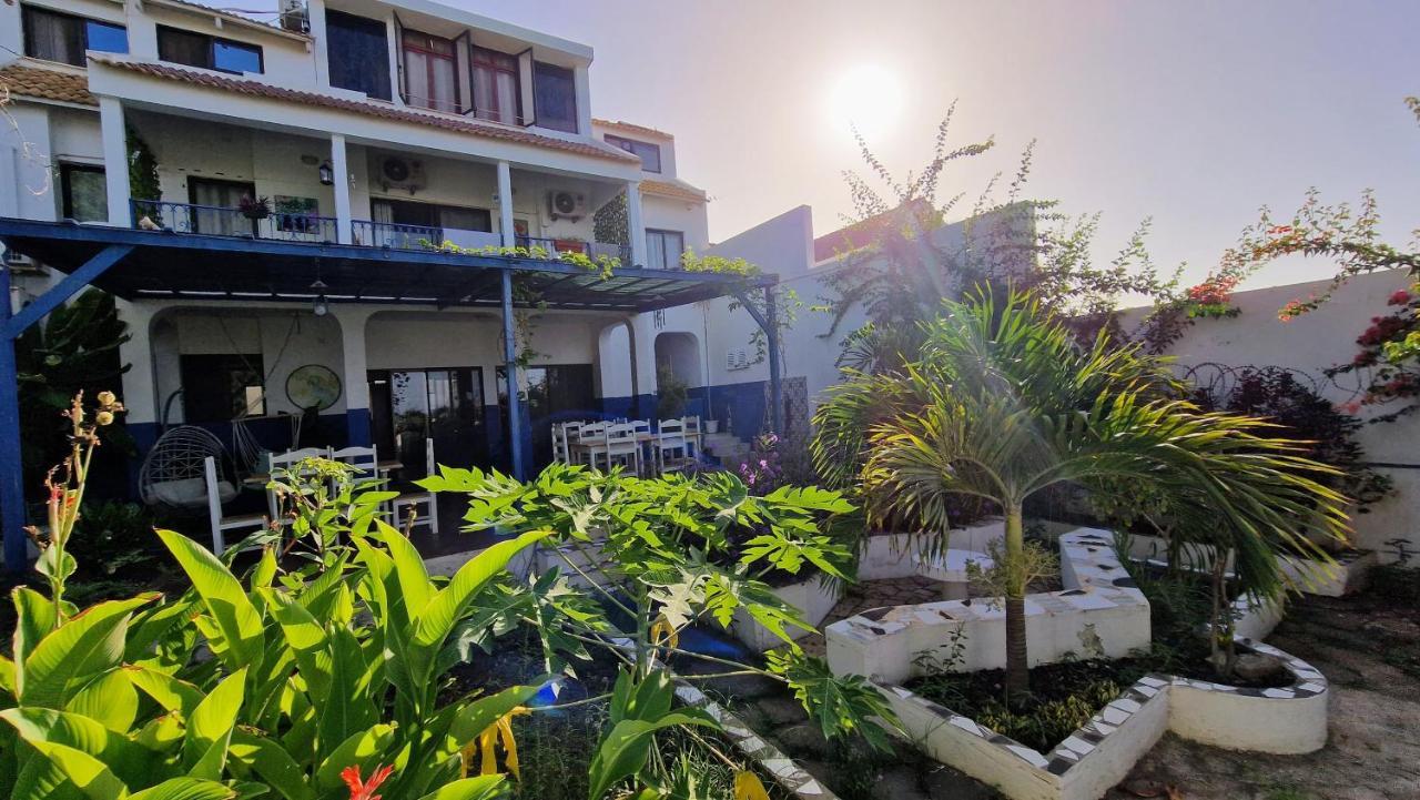 Kelly Guest House Praia Dış mekan fotoğraf